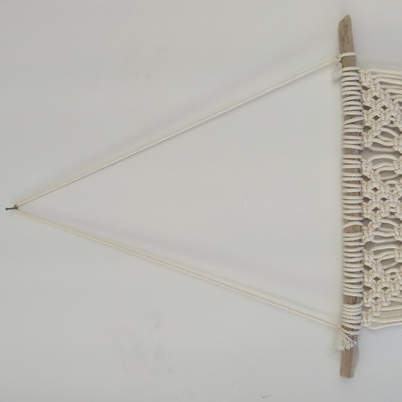 Macrame wall art - Picture 3 of 3
